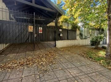 Casa de 4 ambientes, Tres de Febrero · Chalet 3 Dorm. en Ciudad Jardín