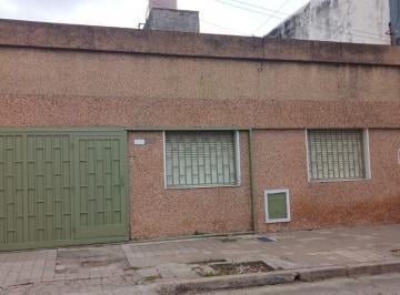 Casa de 5 ambientes, Córdoba · Casa de 2 Dorm. con Cochera Barrio San Martin