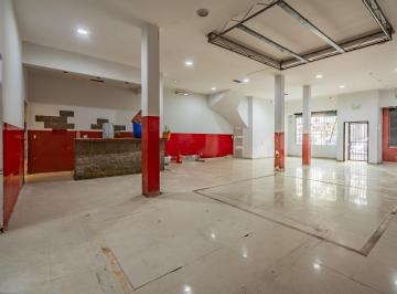 Local comercial · 148m² · Amplio Local en San Telmo - 148 m² en Pb – Ideal Múltiples Rubros