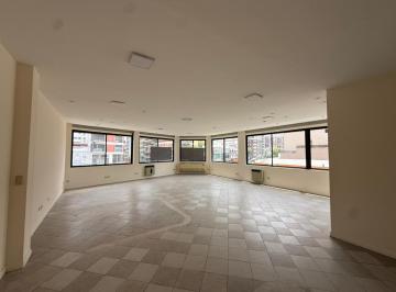 Local comercial · 480m² · Local en Alquiler - 3 Baños - 480 m - Avellaneda