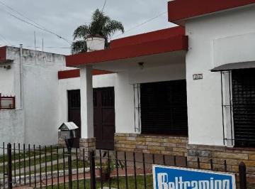 Casa · 150m² · 3 Ambientes · Casa en Venta - Merlo Norte