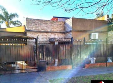 Casa de 4 ambientes, La Matanza · Casa - Tapiales