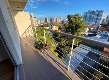 Departamento · 67m² · 3 Ambientes · Departamento en Alquiler - 2 Dorm. 1 Baño - 67 m - Avellaneda