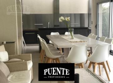 Casa · 380m² · 6 Ambientes · Casa - Saint Thomas Este - Canning - Venta