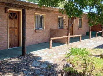 Casa · 300m² · 7 Ambientes · 6 Cocheras · Casa con Cuatro Cabañas en Venta - 6 Dorm. 6 Baños - 298 m² - Bahía San Blas
