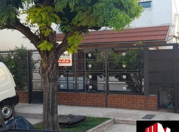 Casa de 6 ambientes, La Matanza · Casa - Tablada