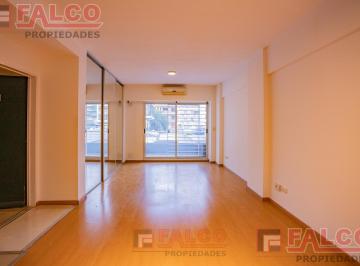 Departamento · 33m² · 1 Ambiente · Av Rivadavia 6100 - Monoambiente con Balcón Al Contrafrente - Edificio con Amenities