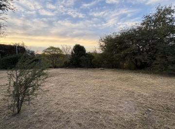 Terreno · 800m² · Increible Lote en El Barrio Mas Lindo!