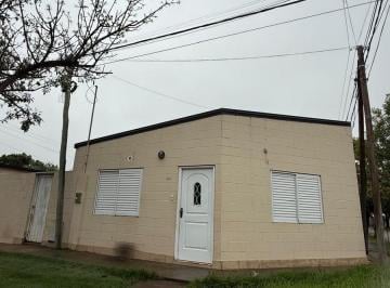 Casa · 3 Ambientes · Casa con Todos Los Servicios