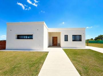 Casa de 5 ambientes, Pilar · Casa en Venta 5 Ambientes en Pilar del Este