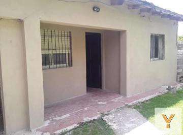 Casa · 100m² · 3 Ambientes · Casa en Venta - 2 Dorm. 2 Baños - 460 m² - Glew