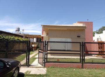 Casa · 85m² · 3 Ambientes · 1 Cochera · Casa en Venta - 2 Dorm. 1 Baño 1 Cochera - 150 m² - General Alvear