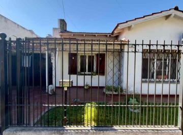 Casa · 160m² · 4 Ambientes · 2 Cocheras · Venta Casa 4 Ambientes Bella Vista
