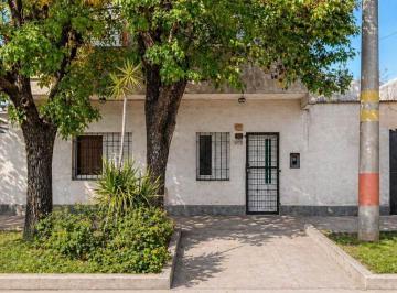 Casa · 68m² · 3 Ambientes · Casa de Dos Plantas Barrio San Lorenzo