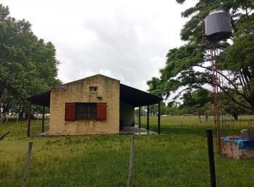 Quinta vacacional · 80m² · 1 Dormitorio · Venta de Quinta con Dos Casas en Las Flores