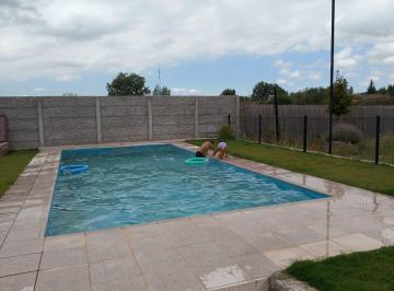 Casa de 4 ambientes, Luján de Cuyo · Vendo Casa con Quincho y Pileta!