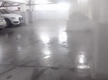 Garage · 322m² · 12 Cocheras · Cocheras en Venta - 322 m² - Lomas de Zamora