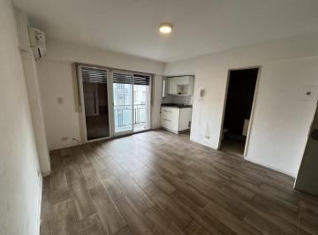 Departamento · 30m² · 1 Ambiente · Departamento - Congreso - Amplio Balcon Al Frente - Excelente Estado