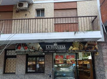 Local comercial · 120m² · Local en Caballito