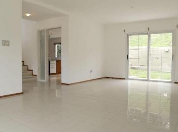Casa de 5 ambientes, Córdoba · Venta Casa en Arguello 3 Dorm. con Pileta