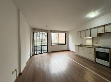 Departamento · 70m² · 3 Ambientes · Departamento Semipiso en Alquiler.