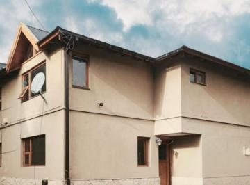 PH · 98m² · 4 Ambientes · 1 Cochera · PH en Venta en Pinar de Festa Bariloche con Jardin Propio y Estacionamiento Tipo Casa Duplex Entre B