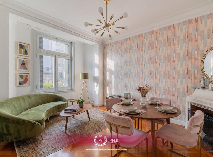 Venta Departamento 3 Ambientes con Dependencia 80 m&sup2; Al Frente Céntrico Estilo Francés Apto Crédito