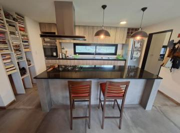 Casa · 120m² · 3 Ambientes · 2 Cocheras · Alquiler Permanente Casa Dos Dorm. y Pileta en Barrio La Cardera Funes