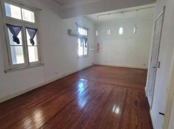 Departamento · 100m² · 4 Ambientes · PH en Venta - 3 Dorm. 2 Baños - Balvanera