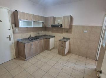 Departamento de 6 ambientes, Ciudad de Mendoza · Departamento de 2 Dorm. en El Microcentro de Mendoza