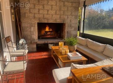 Casa · 180m² · 5 Ambientes · 4 Cocheras · Venta Casa Bella Vista Barrio El Lago
