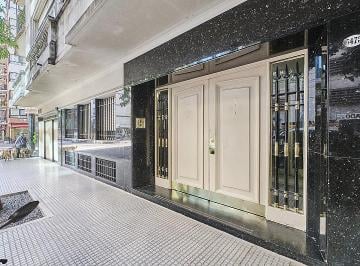 Departamento · 137m² · 5 Ambientes · 1 Cochera · Categoría. 4 Ambientes con Dependencias. Dos Baños. Cochera