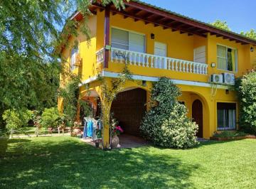 Quinta vacacional de 6 ambientes, Ezeiza · Alquiler Temporario Casa Quinta Amoblada Ezeiza