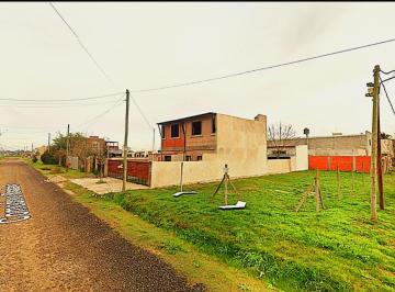 SIN EXPENSAS. Ubicado en un barrio pequeño, nuevo y tranquilo llamado Altos de L · Terreno Sin Expensas en Altos de La Lonja
