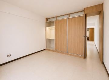 Departamento de 2 ambientes, Recoleta · Departamento de Dos Ambientes en Venta en Recoleta. Refaccionado a Nuevo.