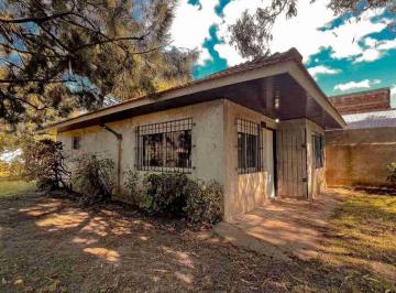 Casa · 60m² · 3 Ambientes · Venta Casa Barrio Jardin Apta Credito