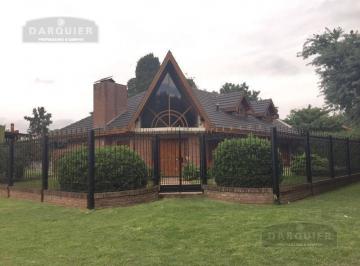 Casa · 707m² · 3 Dormitorios · Excelente Chalet en Adrogue