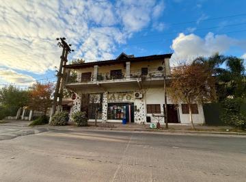 Edificio · 350m² · 1 Cochera · Venta en Bloque: 5 Viviendas 1 Local - ID 6087