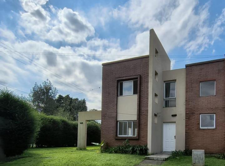 Departamento · 135m² · 6 Ambientes · 1 Cochera