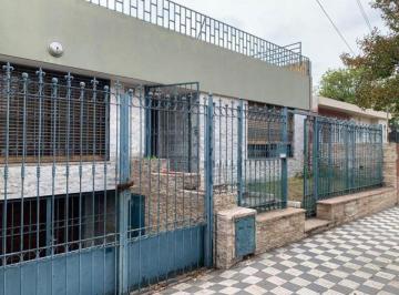 Casa de 4 ambientes, Córdoba · Casan en Venta 3 Dorm. Apto Crédito