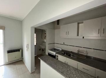 Casa · 70m² · 2 Ambientes · 1 Cochera · Duplex Dos Ambientes en Alquiler Lujan con Patio y Cochera