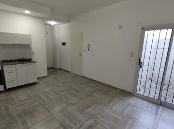 Departamento · 21m² · 1 Ambiente · Excelente Depto 1 Amb C/ Pequeño Patio!