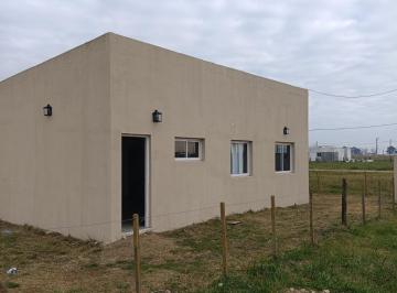 Casa de 3 ambientes, San Vicente · Casa a Estrenar San Vicente Barrio Ombu