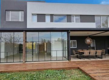 WhatsApp Image 2026-05-29 at 12.24.05.jpeg · Venta - Casa - Barrio San Marco - Al Agua