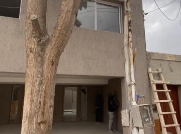 PH · 65m² · 6 Ambientes · 1 Cochera · Vendo Duplex a Estrenar Luzuriaga