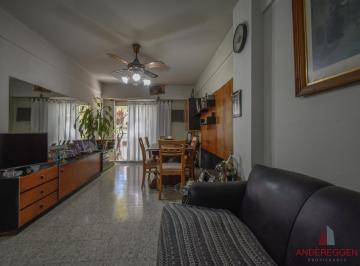 Departamento · 80m² · 4 Ambientes · Departamento en Saavedra. Tres Dorm.. Muy Luminoso.