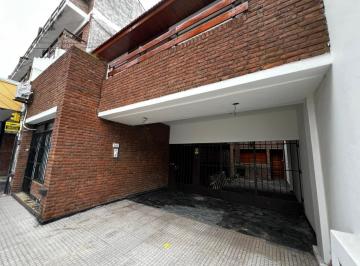 PH · 320m² · 5 Ambientes · 1 Cochera · PH 5 Ambientes en Alquiler en Martínez