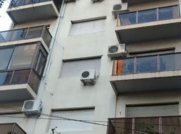 Departamento de 2 ambientes, Rosario · Primero de Mayo 1382 - Departamento 1 Dormitorio Frente - Muy Luminoso