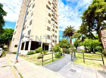 Departamento · 65m² · 4 Ambientes · 1 Cochera · Venta Departamento 4 Amb C/ Cochera - V. Tesei - Apto Credito