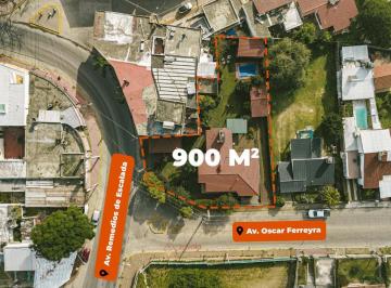 Casa · 900m² · 3 Dormitorios · 1 Cochera · Oportunidad Comercial en Rio Ceballos - Lote 900 m² Propiedad